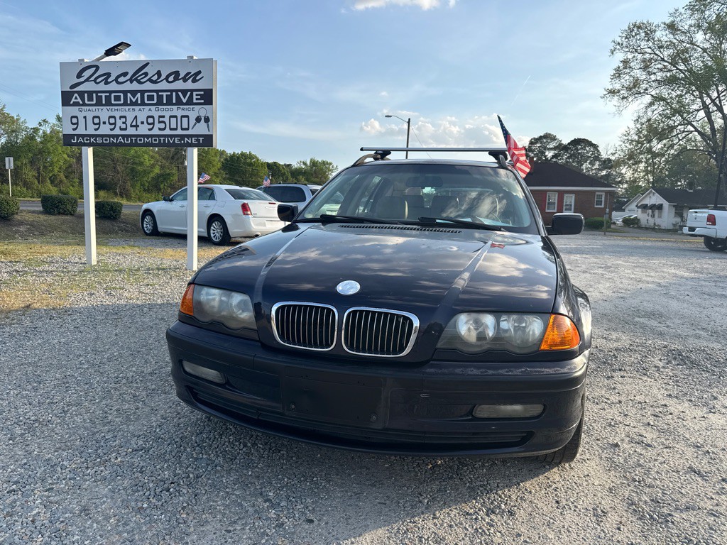 2001 BMW 3 Series Image 2