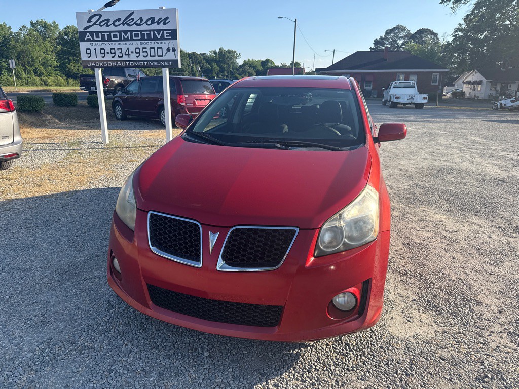 2010 Pontiac Vibe Image 2