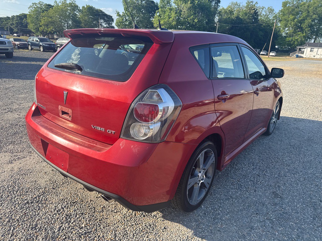 2010 Pontiac Vibe Image 5