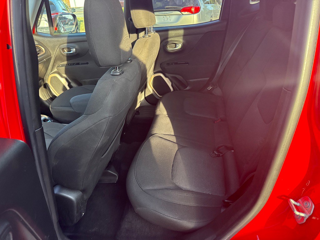 2017 Jeep Renegade Image 9