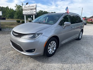 Image for 2018 Chrysler Pacifica Touring L ID: 7409672