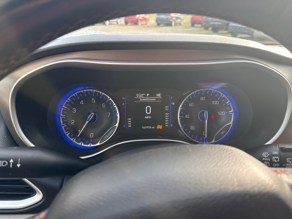 2018 Chrysler Pacifica Image 9