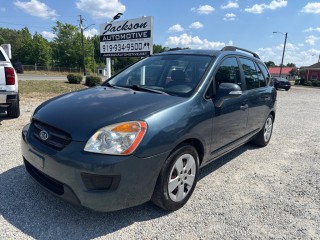 Image for 2010 Kia Rondo LX ID: 7474619