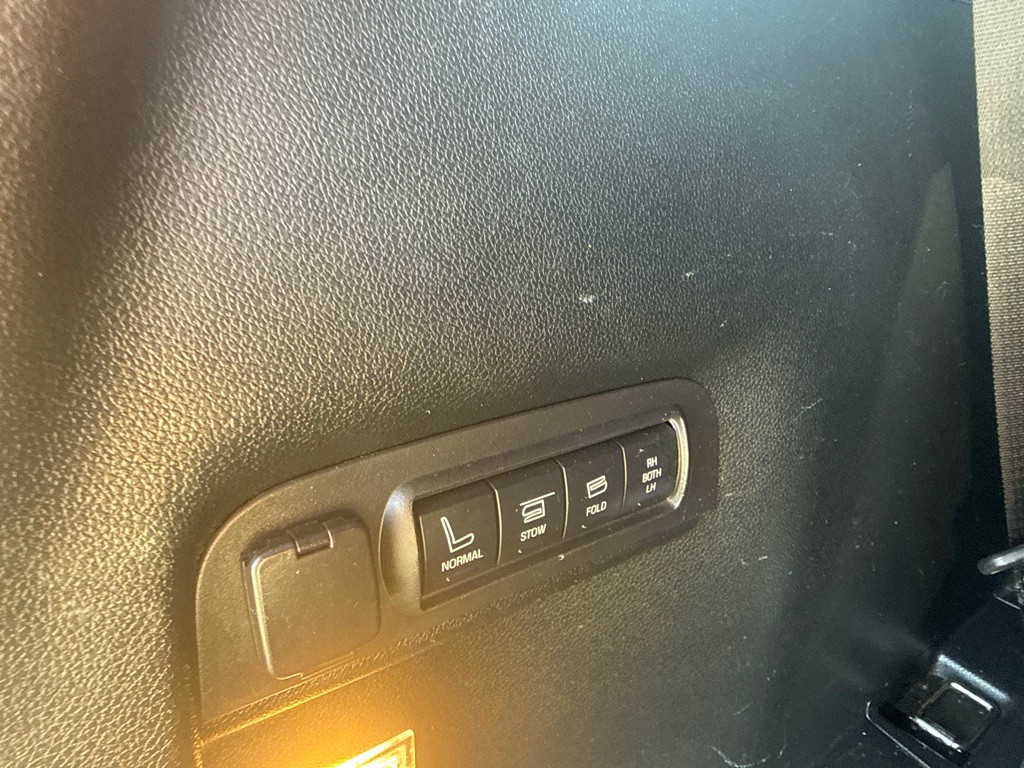 2018 Ford Explorer Image 10