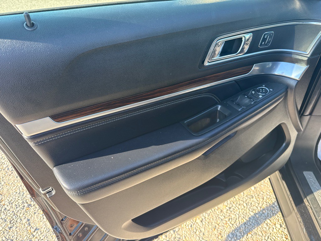 2018 Ford Explorer Image 14