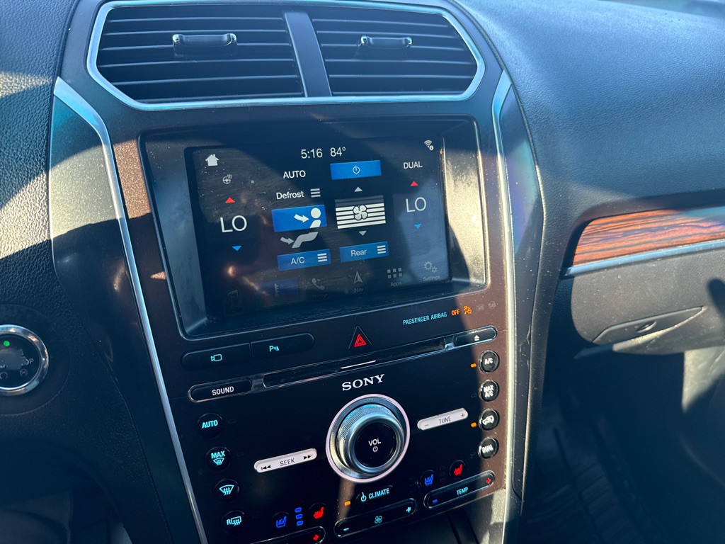 2018 Ford Explorer Image 16