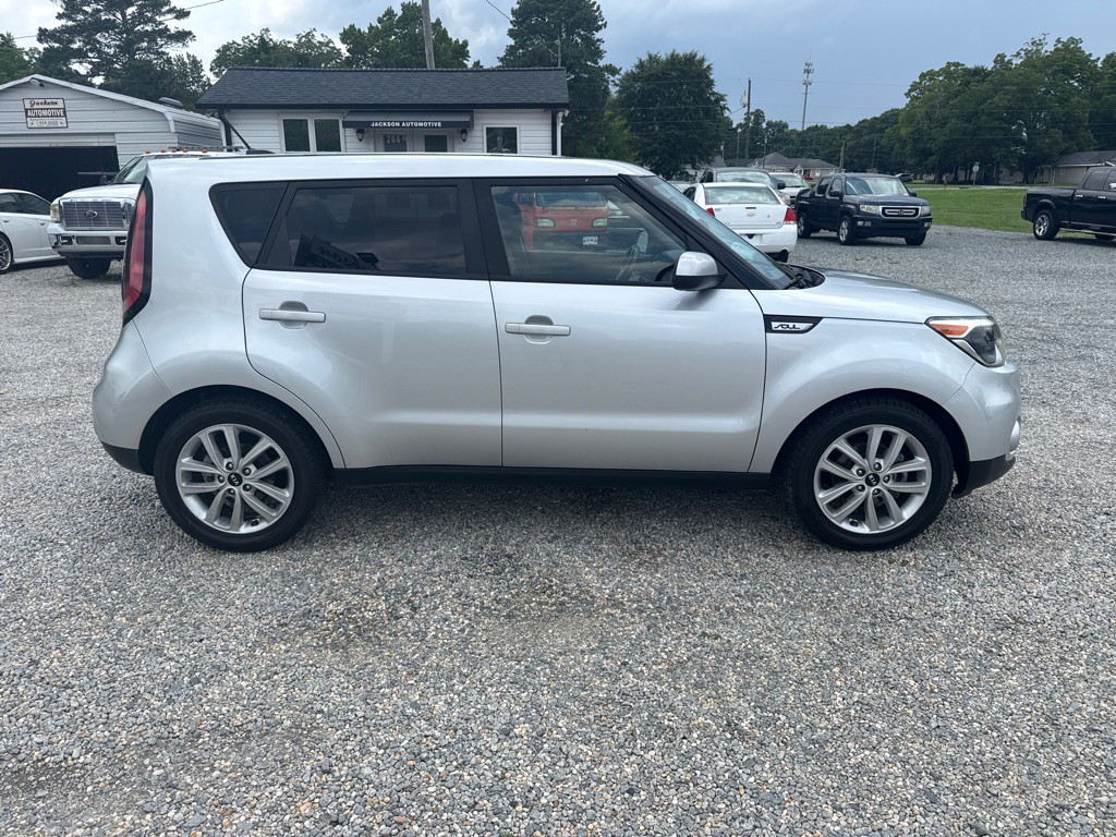 2019 Kia Soul Image 4
