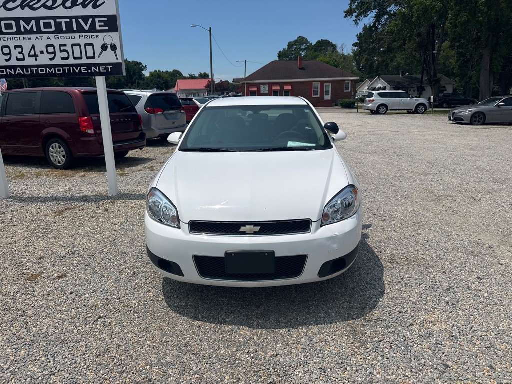 2016 Chevrolet Impala Image 2