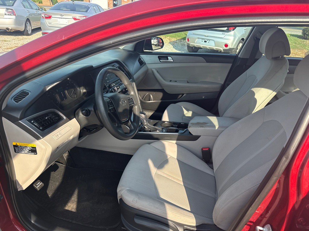 2016 Hyundai Sonata Image 9