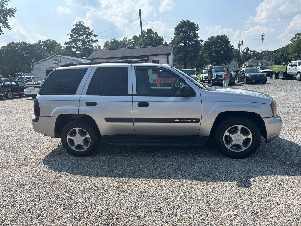 2004 Chevrolet Trailblazer Image 4