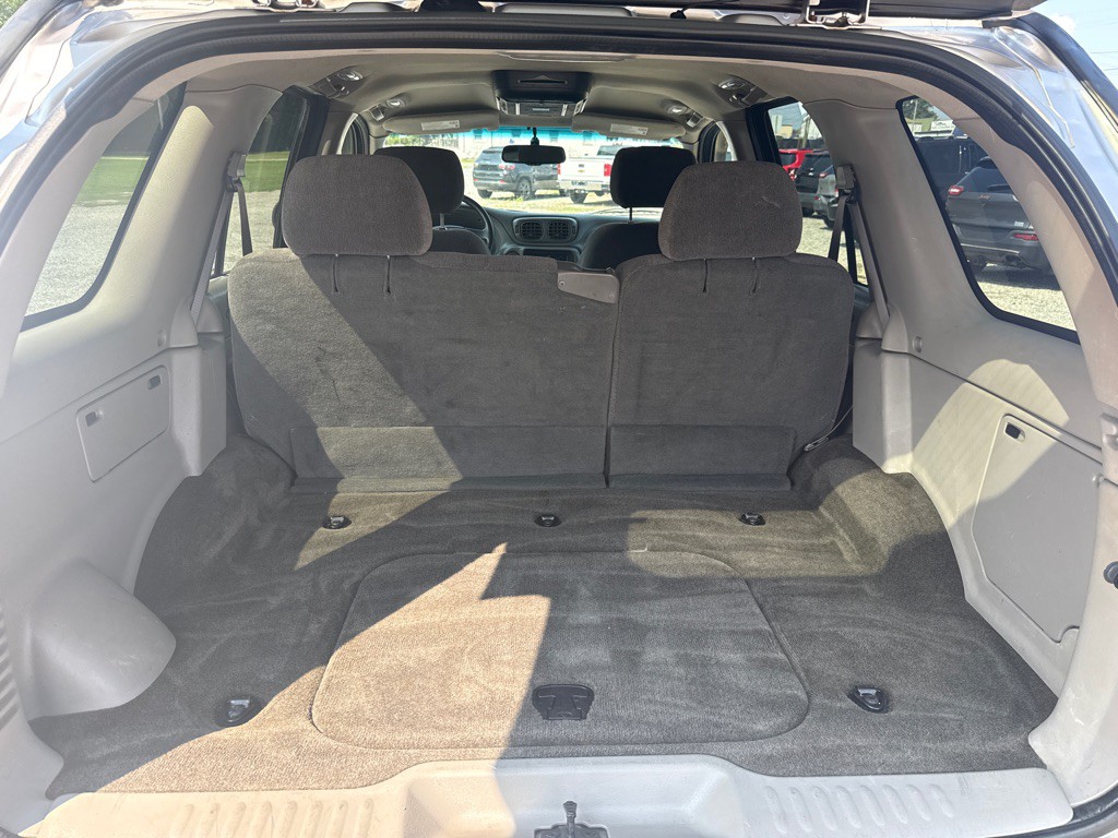 2004 Chevrolet Trailblazer Image 9