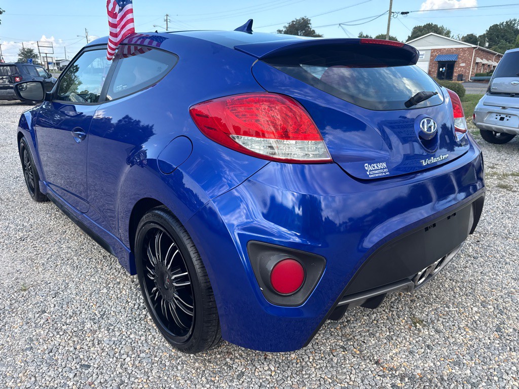 2014 Hyundai Veloster Image 6