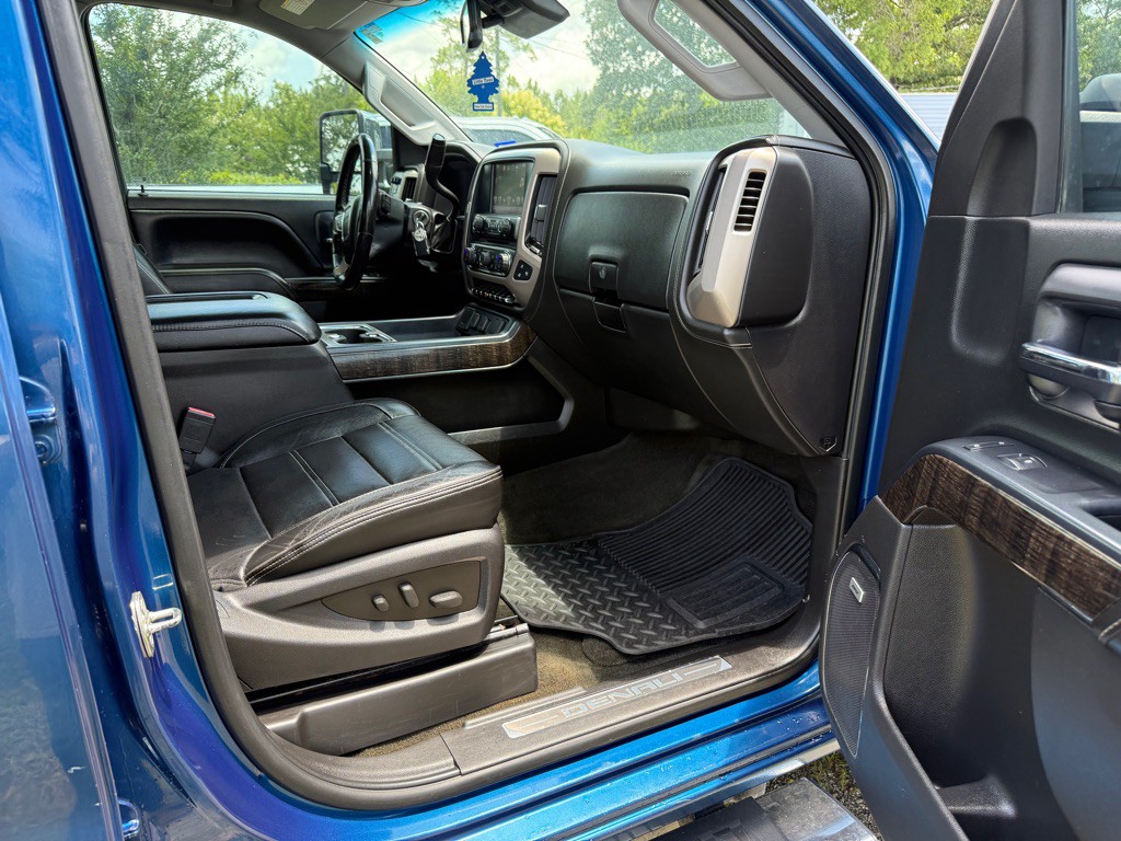 2016 GMC Sierra 2500 Image 7