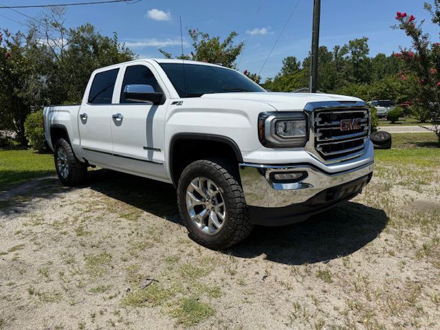 2017 GMC Sierra Image 4
