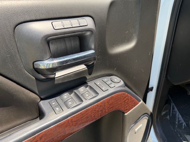 2017 GMC Sierra Image 7