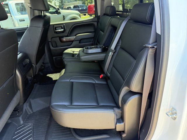 2017 GMC Sierra Image 8