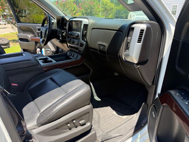 2017 GMC Sierra Image 10