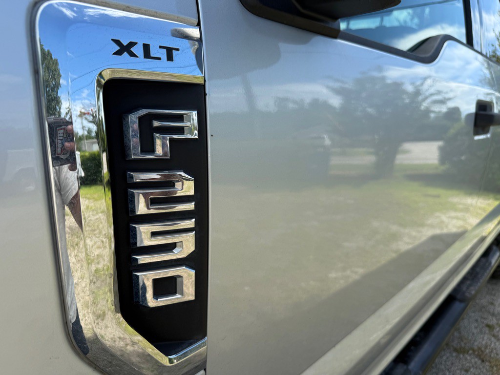 2017 Ford F-250 Image 6