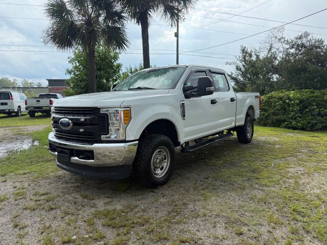 2017 Ford F-250 Image 1