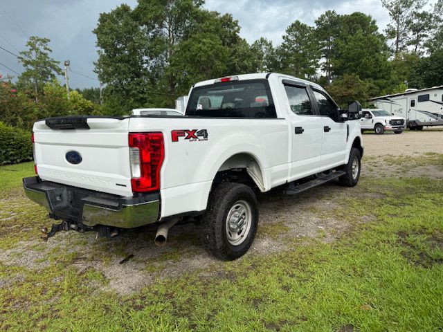 2017 Ford F-250 Image 3