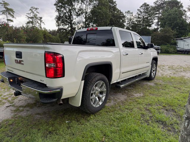 2015 GMC Sierra Image 3