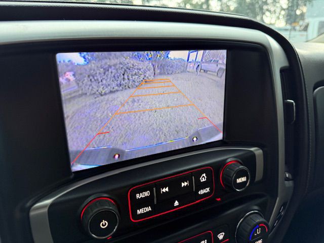2015 GMC Sierra Image 17