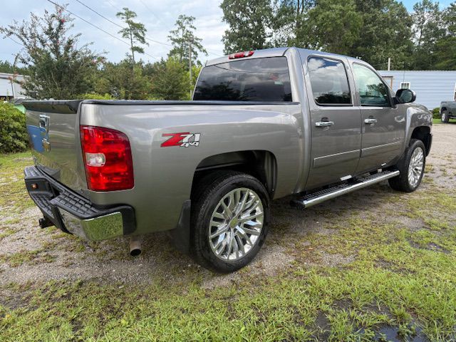 2007 Chevrolet Silverado 1500 Image 3