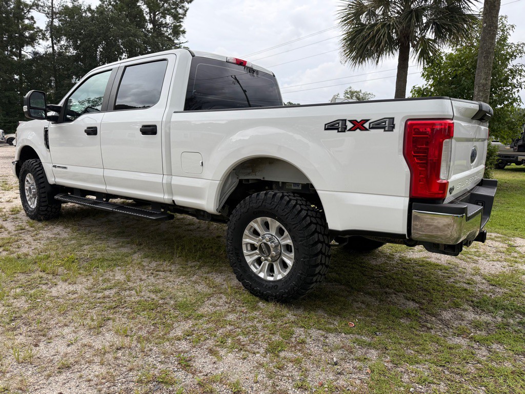 2019 Ford F-250 Image 2