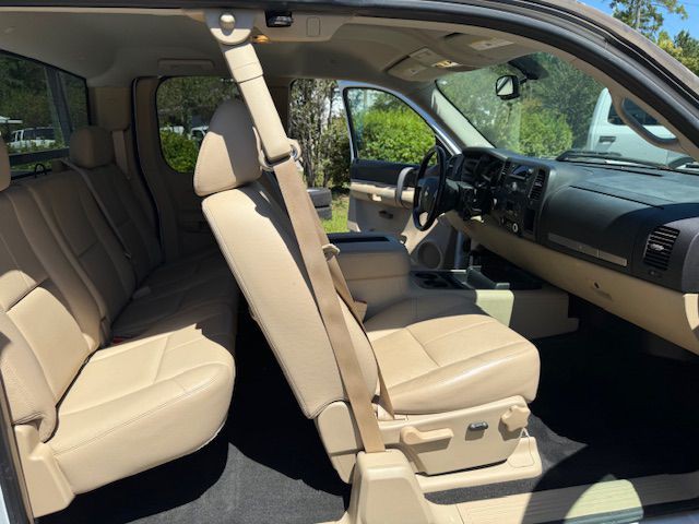 2008 Chevrolet Silverado 1500 Image 6