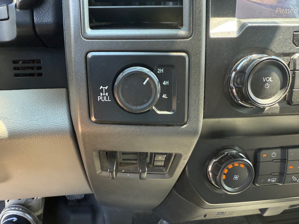 2021 Ford F-250 Image 13