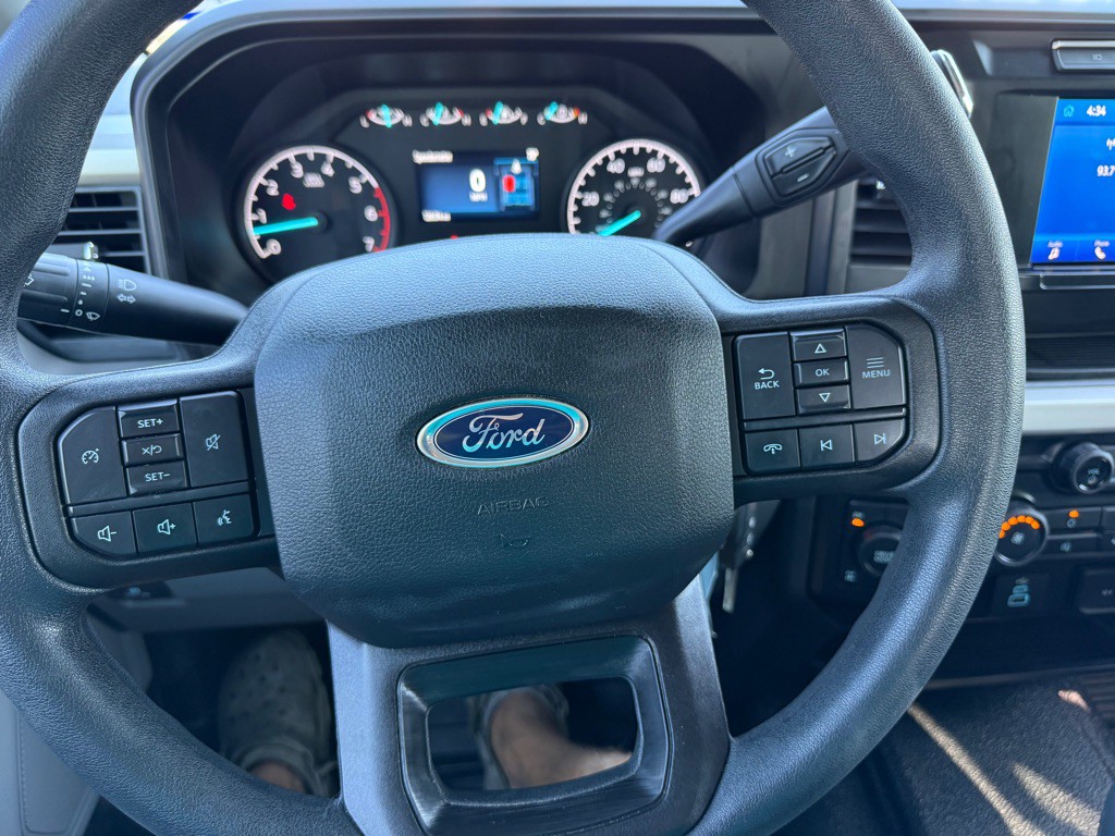 2023 Ford F-250 Image 14