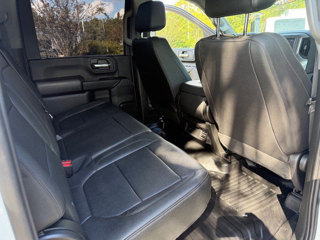 2023 Chevrolet Silverado 1500 Image 9