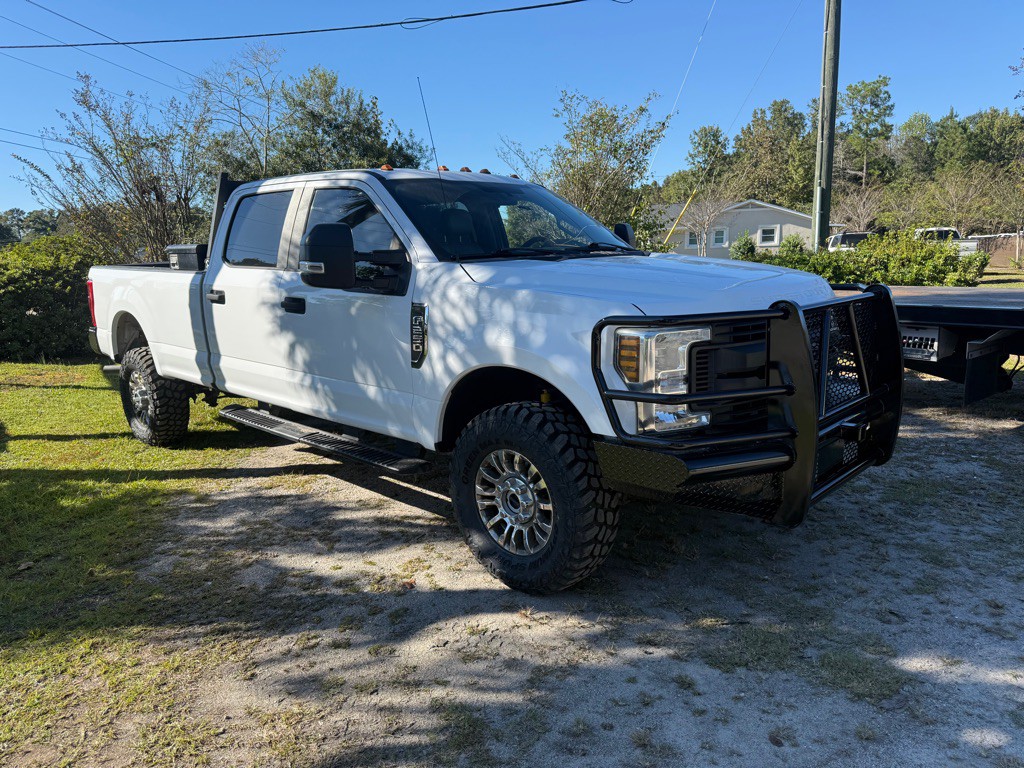 2019 Ford F-250 Image 2
