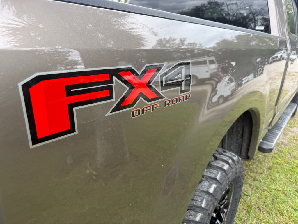 2022 Ford F-350 Image 7