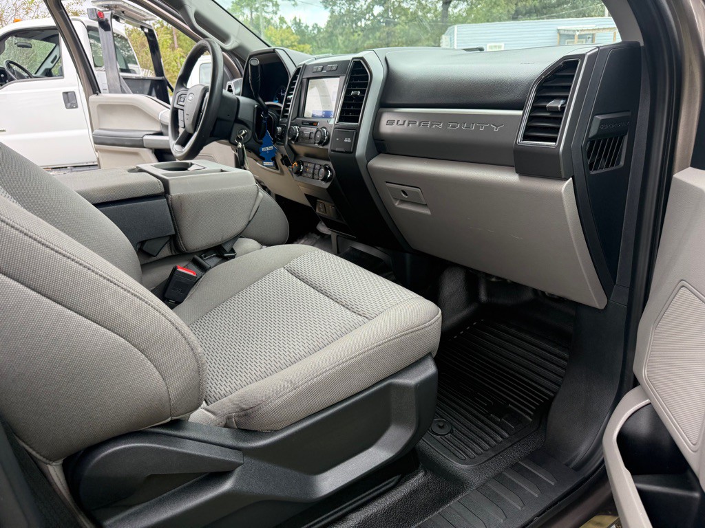 2022 Ford F-350 Image 11