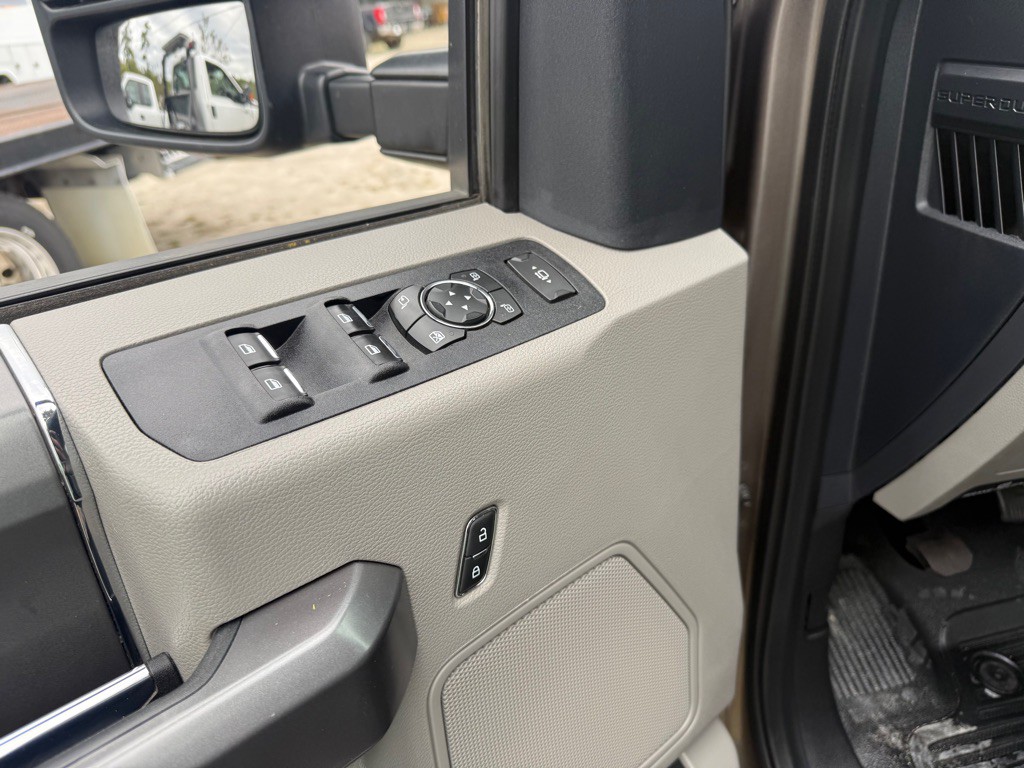 2022 Ford F-350 Image 12
