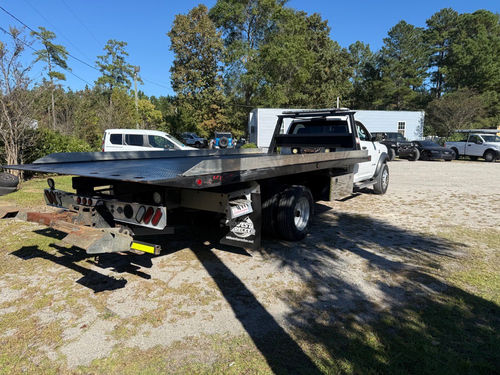 2020 RAM 5500 Image 4