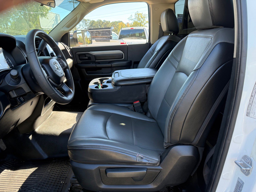 2020 RAM 5500 Image 10