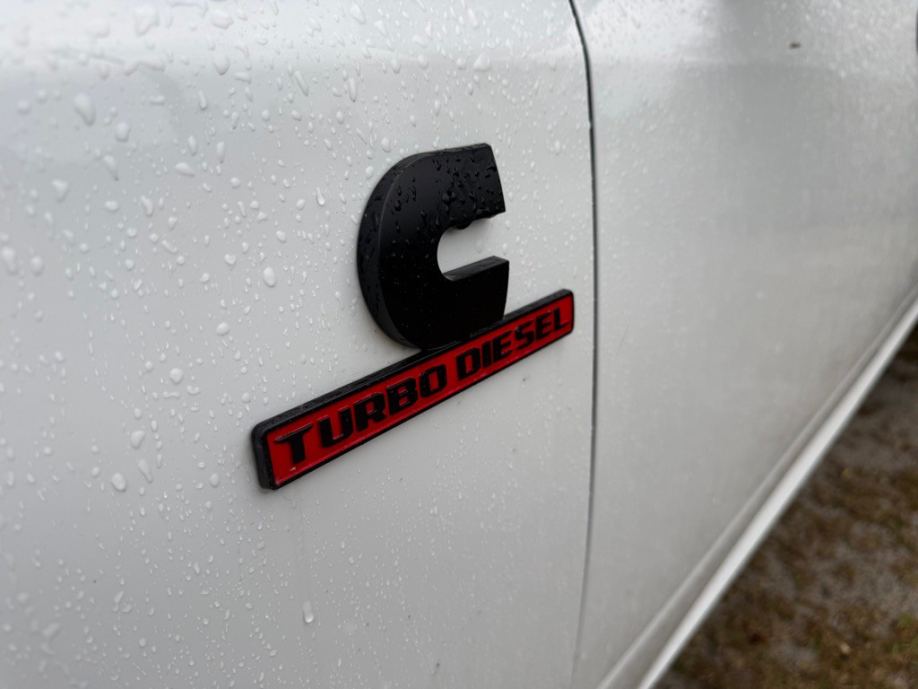 2023 RAM 3500 Image 7