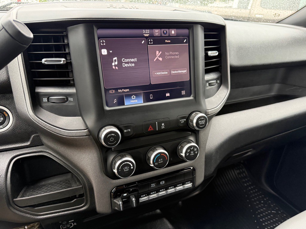 2023 RAM 3500 Image 13