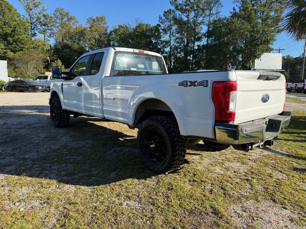 2019 Ford F-250 Image 2