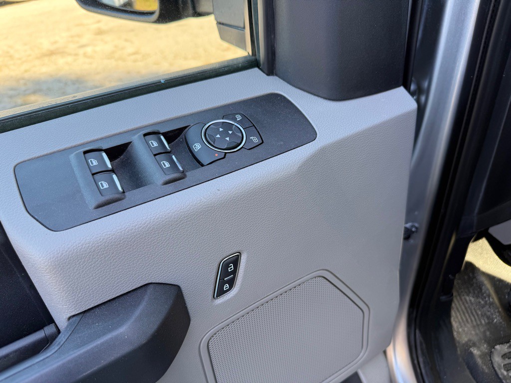 2021 Ford F-250 Image 11