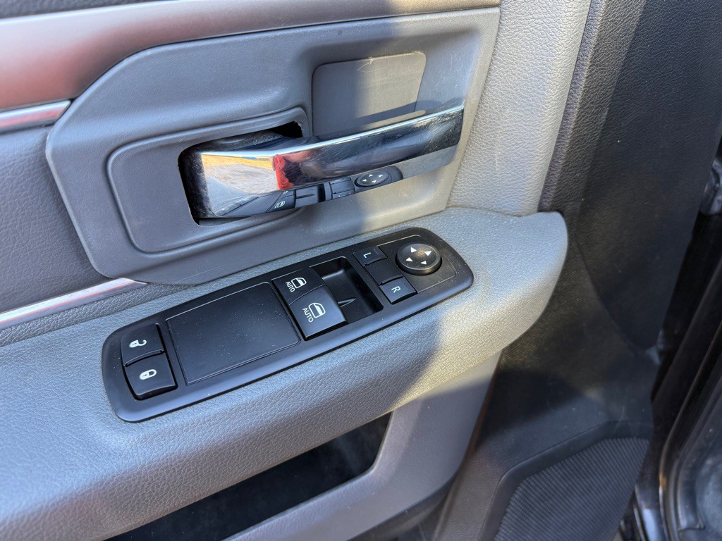 2014 RAM 5500 Image 11