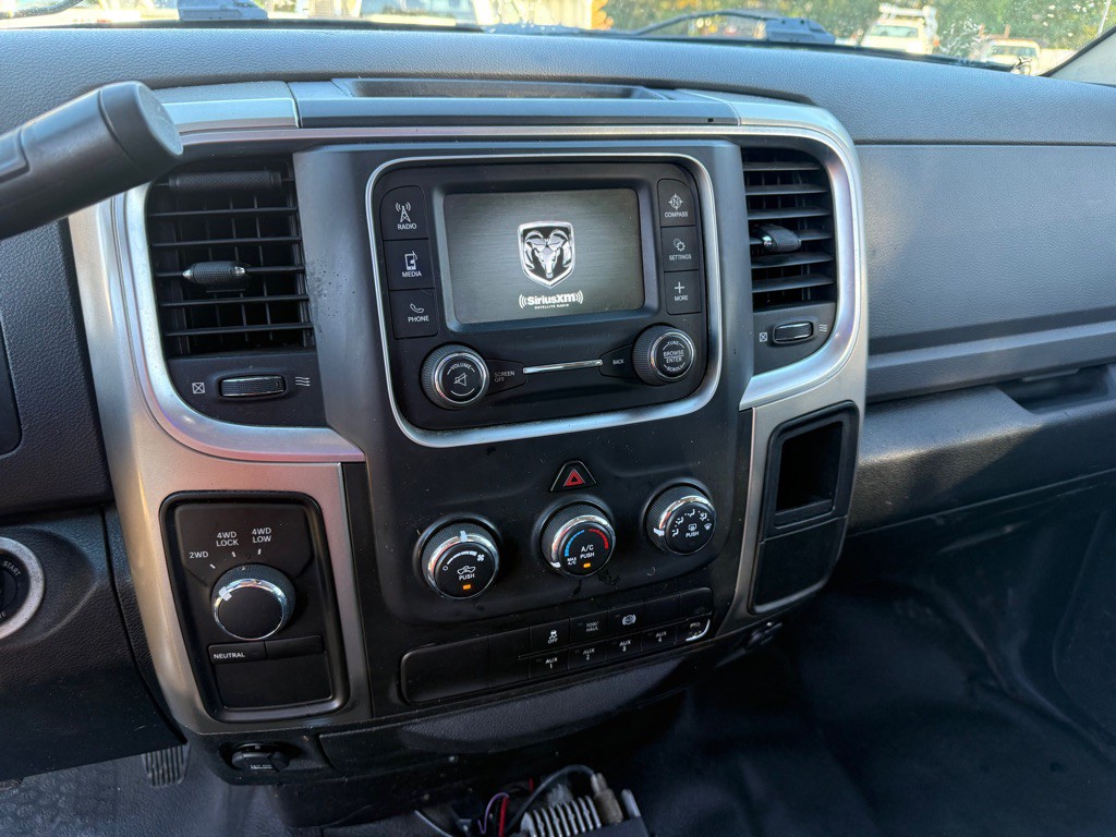 2014 RAM 5500 Image 12