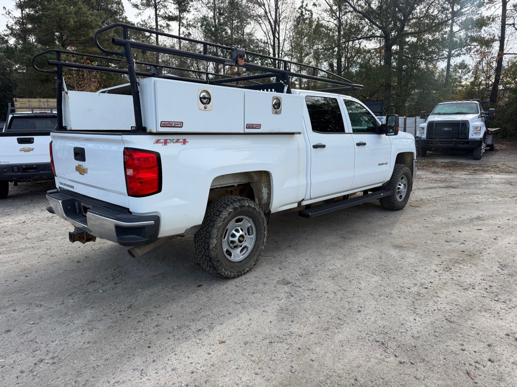 2017 Chevrolet Silverado 1500 Image 4