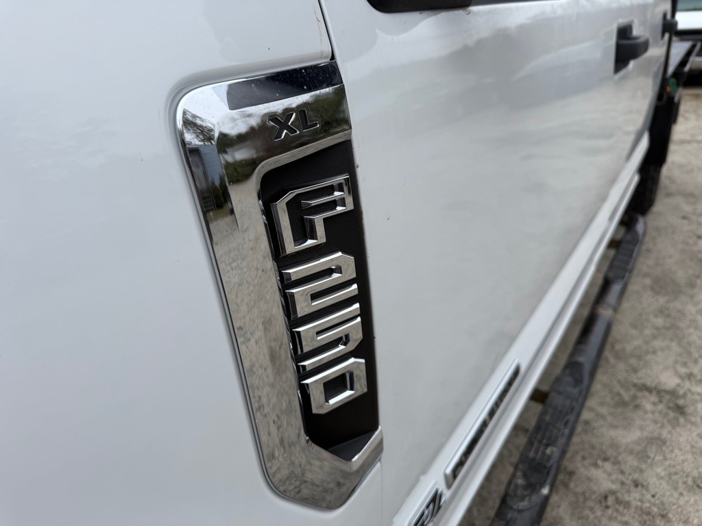 2018 Ford F-250 Image 2