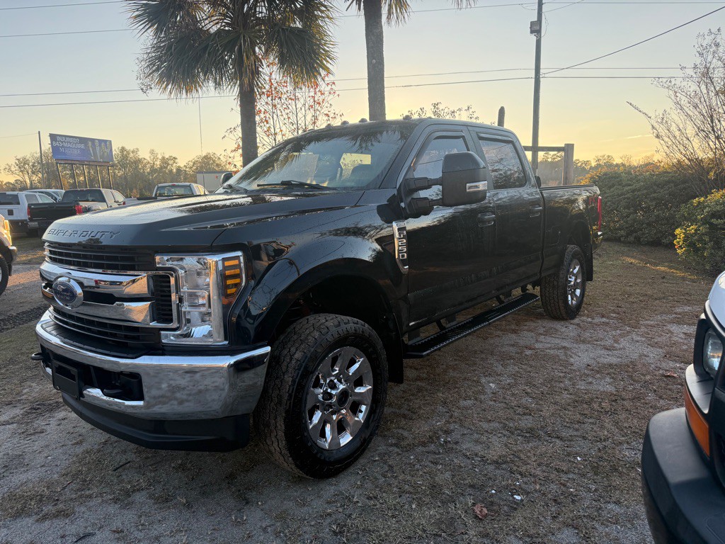 2018 Ford F-250 Image 1