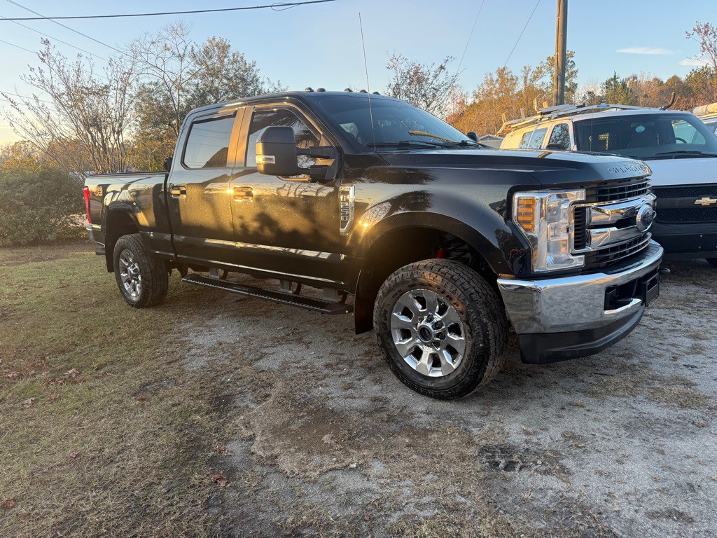 2018 Ford F-250 Image 2