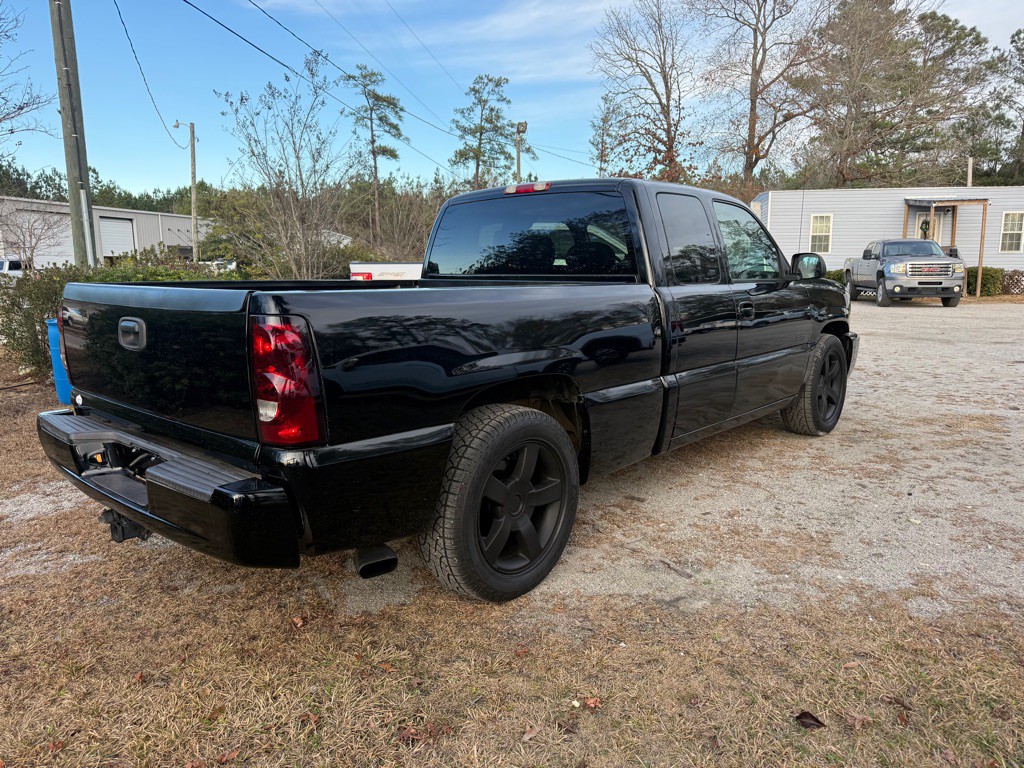 2004 Chevrolet Silverado 1500 Image 4