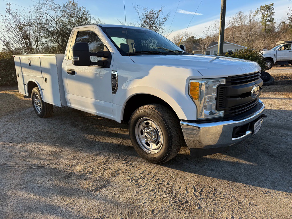 2017 Ford F-250 Image 3